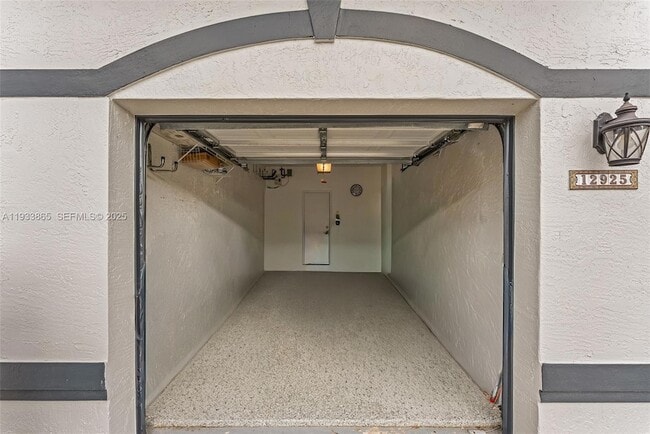 Building Photo - 12925 SW 49th Ct