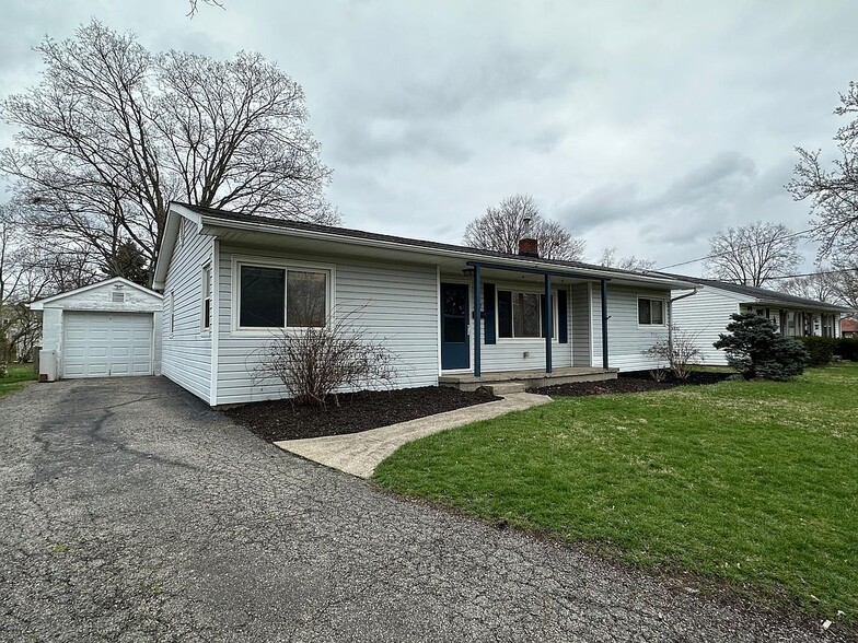 Primary Photo - 302 Kohl St