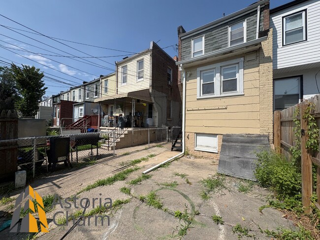 Building Photo - Rent Offers Accepted!