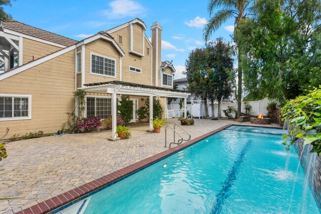 Building Photo - Stunning Carlsbad Executive Home with Ocean Views