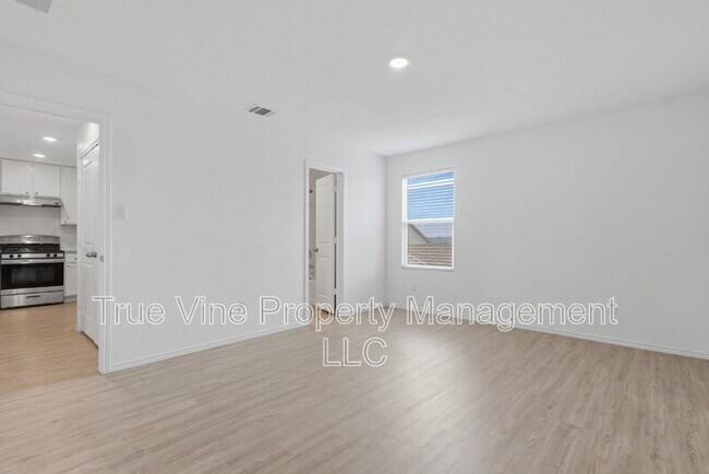 Building Photo - 7119 Satellite Wy