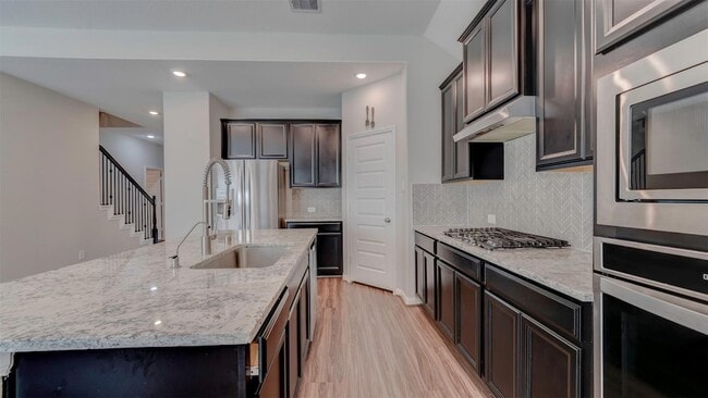 Primary Photo - 2208 Gadwall Ct