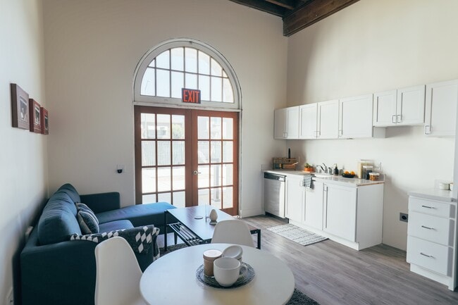 Floorplan - The Rose on Bond