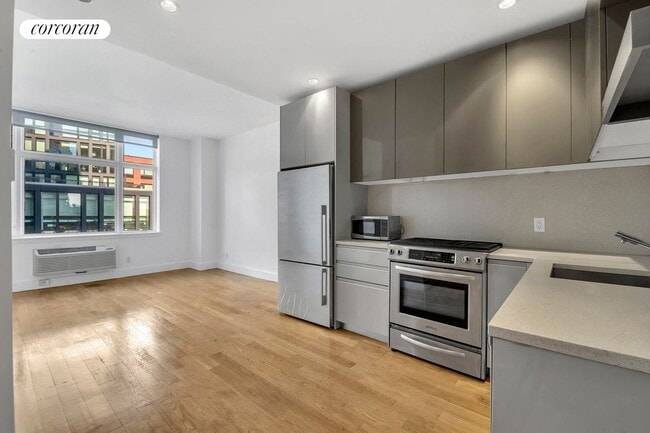 Building Photo - 2-26-26 50th Ave