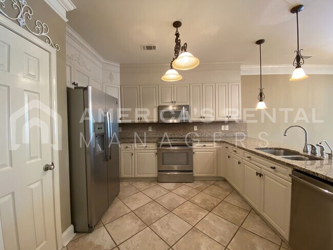 Building Photo - Home for rent in Gardendale!!! Available to View with 48 Hour Notice!!!