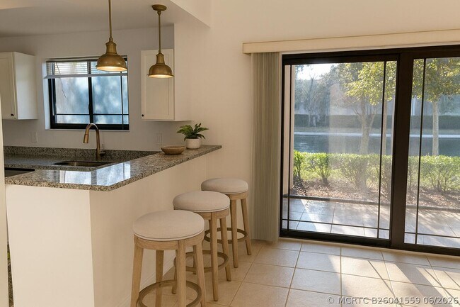 Building Photo - 2807 Veronia Dr