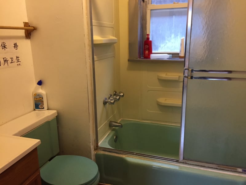 Building Photo - 1315 W 31st St