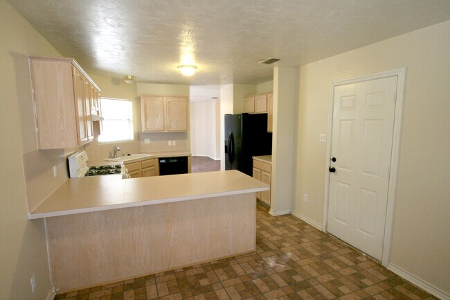 Building Photo - Great College Station Home Near Parks