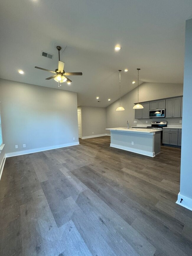 Building Photo - 145 Brawley Ave