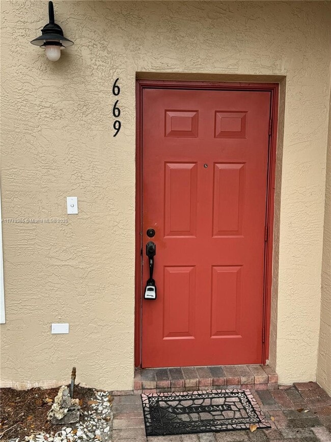 Building Photo - 669 NW 42nd Ave