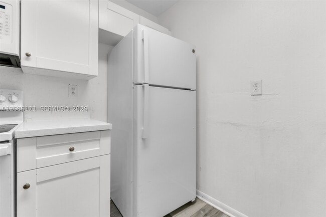 Building Photo - 608 SW 76th Terrace