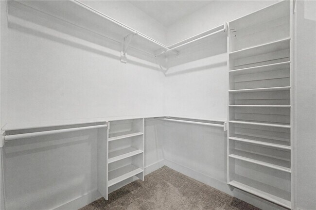 Building Photo - 2 Creetown Ln