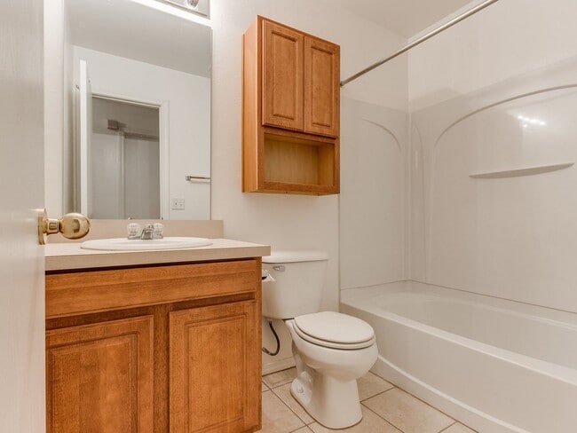 Building Photo - Charming 3 Bed, 2 Bath Home for Rent in Norman!