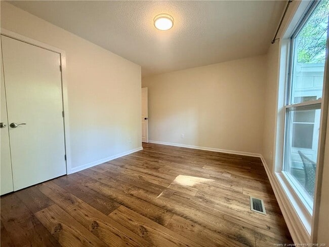 Building Photo - 5761 Waterwood Dr
