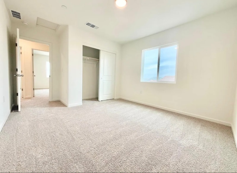 Building Photo - 2476 Cellar St