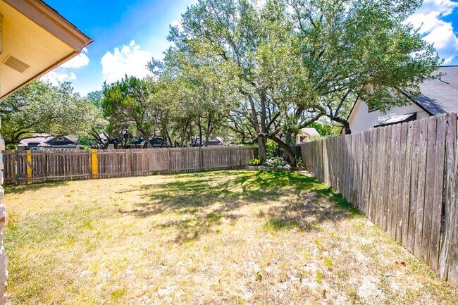 Building Photo - 11920 Meadowfire Dr