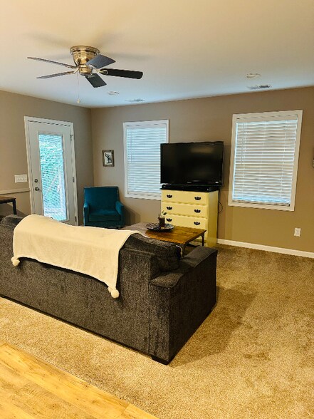 Building Photo - 3006 Arnold Mill Ct