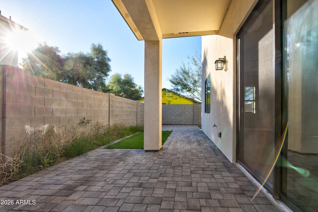 Building Photo - 16075 N 30th St