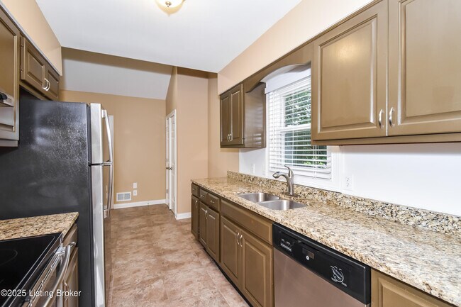 Building Photo - 1200 Goshen Ln