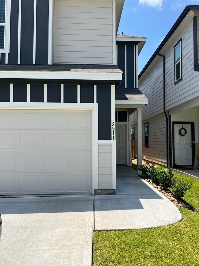 Primary Photo - 3911 Faletti Dr