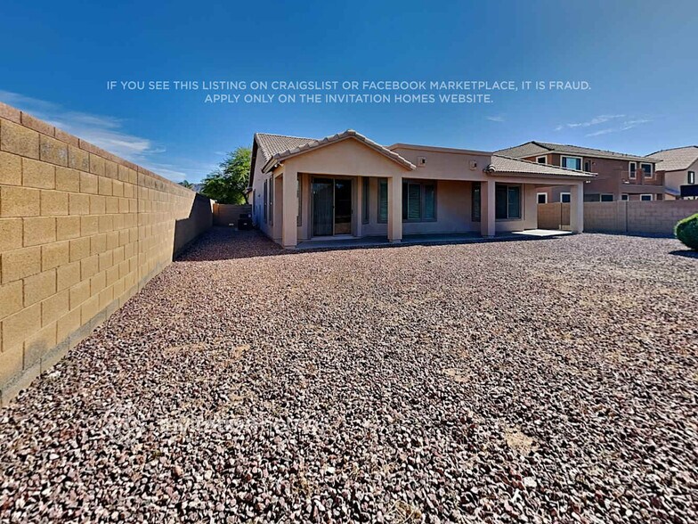 Building Photo - 2614 W Apollo Rd