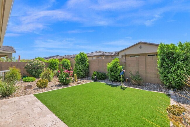 Building Photo - 24767 N 171st Dr