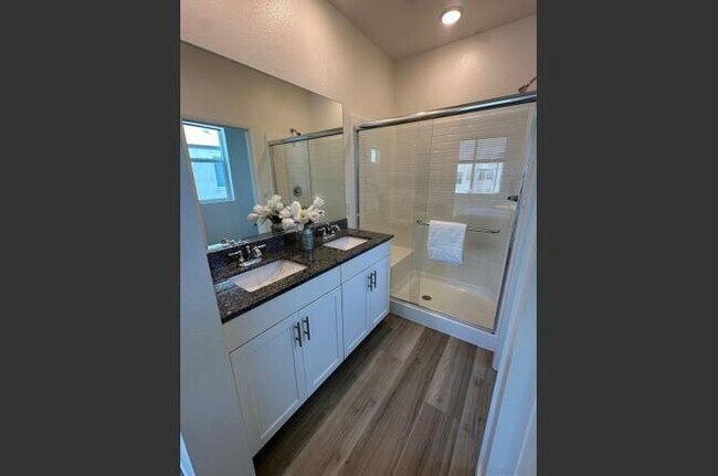 Building Photo - 5402 Sand Arch Ln