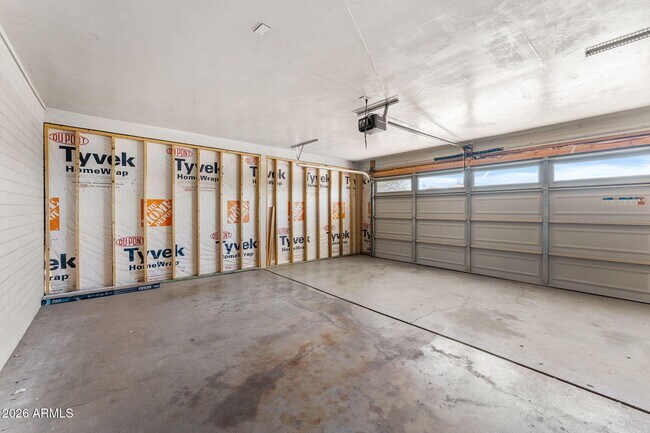 Building Photo - 8302 E Windsor Ave