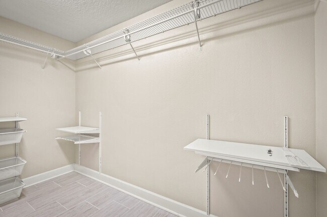 Building Photo - Trailmark Amazing Amenities Included