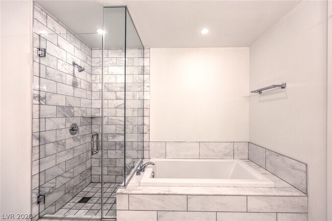 Building Photo - 4471 Dean Martin Dr