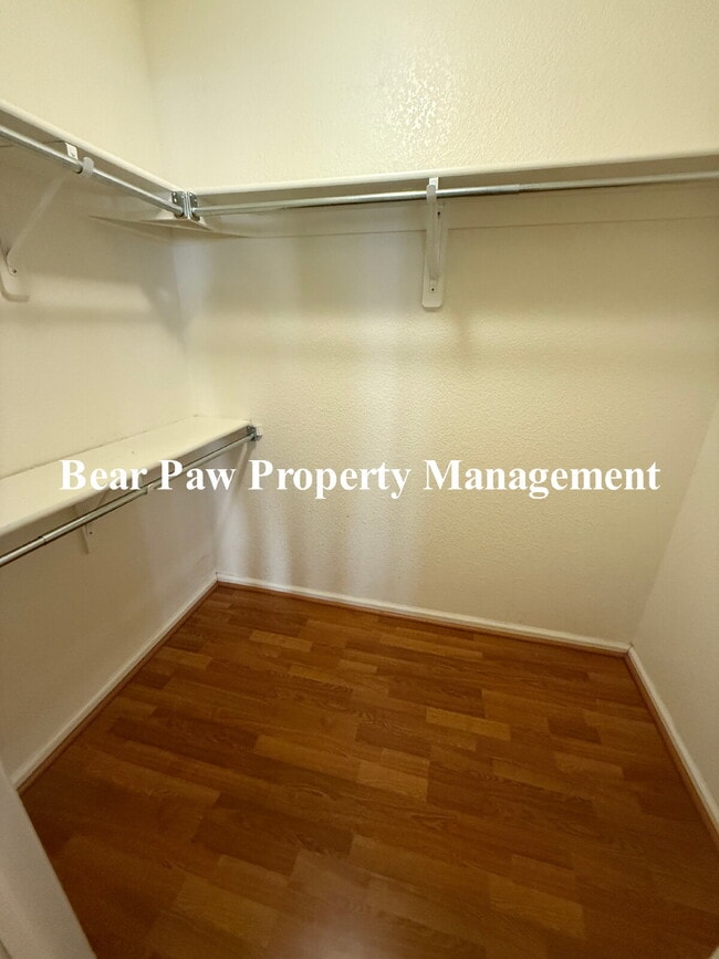 Building Photo - "New Lower Price on this Spacious 2-Bed, 2-Bath Condo Retreat"