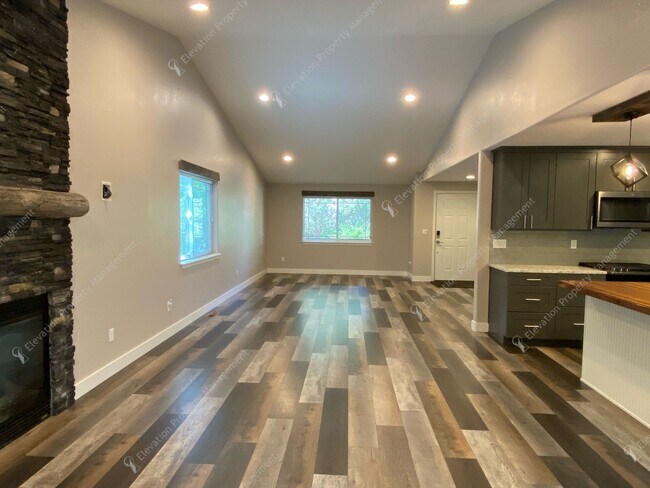 Building Photo - Updated Gem Near the River Trail – Minutes...