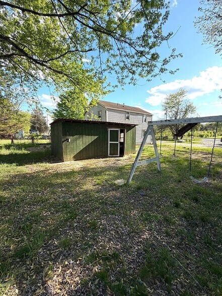 Building Photo - 267 Toms River Rd