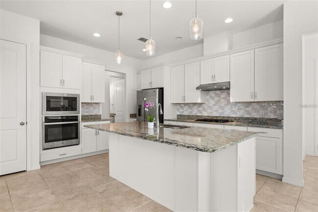 Building Photo - 1855 Flora Pass Pl