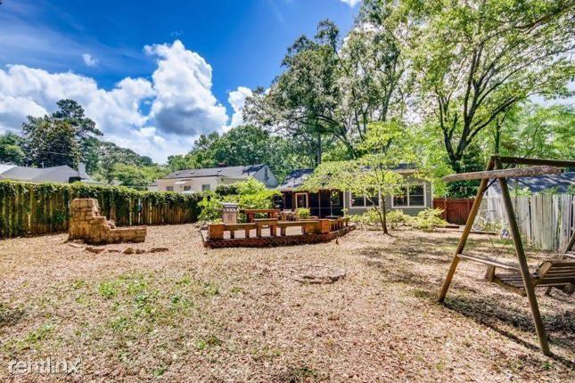 Large yard - 1038 S Candler St