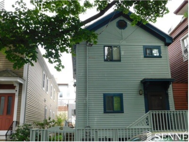 Building Photo - 351 Norfolk St