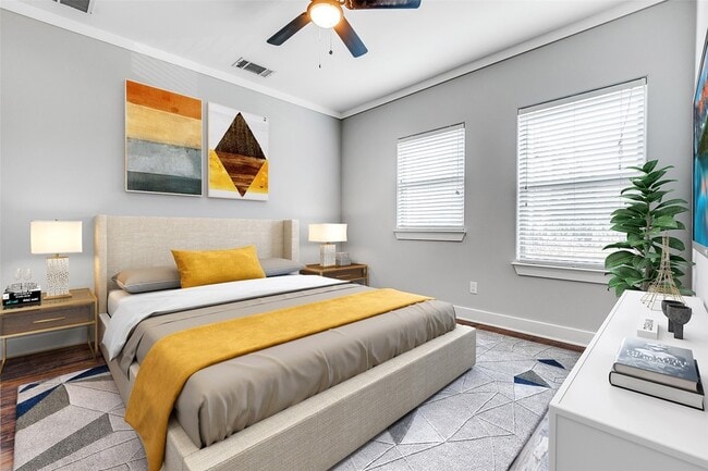 Building Photo - 4323 Dickason Ave