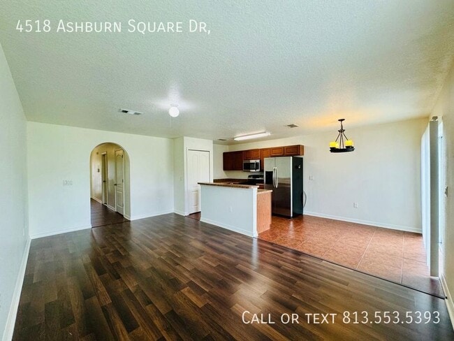 Building Photo - 4518 Ashburn Square Dr
