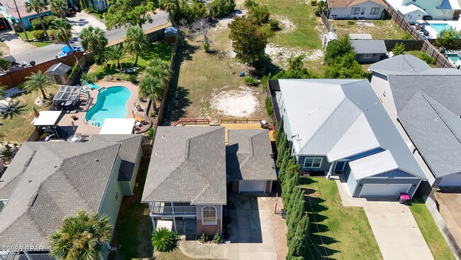Building Photo - 5625 S Lagoon Dr
