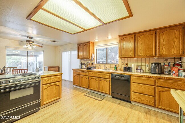 Building Photo - 45050 43rd St E