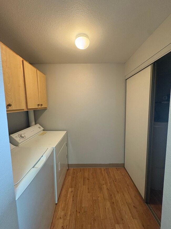 Building Photo - Apply by August 7th to receive FREE rent for the rest of August!
