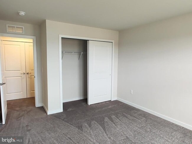 Building Photo - 3 Wafer Aly