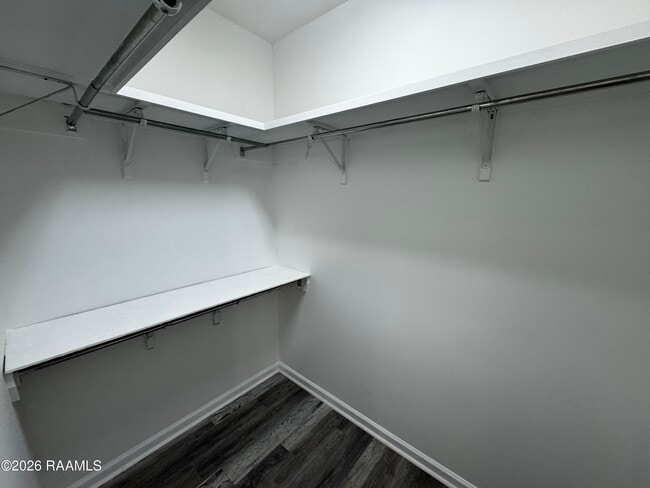 Building Photo - 201 Pavilion St