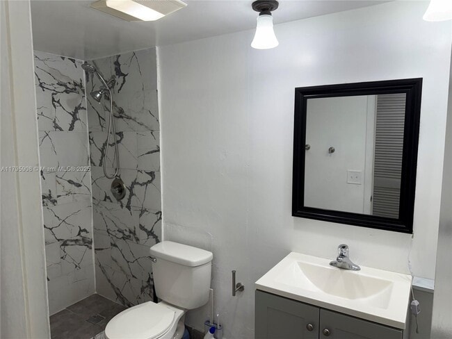 Building Photo - 7711 SW 56th St