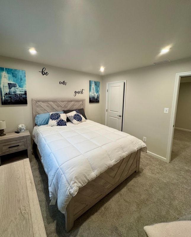 Building Photo - 203 Braeburn Dr