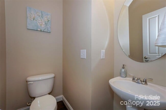 Building Photo - 188 Water Oak Dr