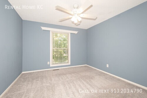 Building Photo - 15730 W Locust St
