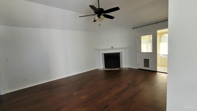 Building Photo - 4559 Tradewinds Dr