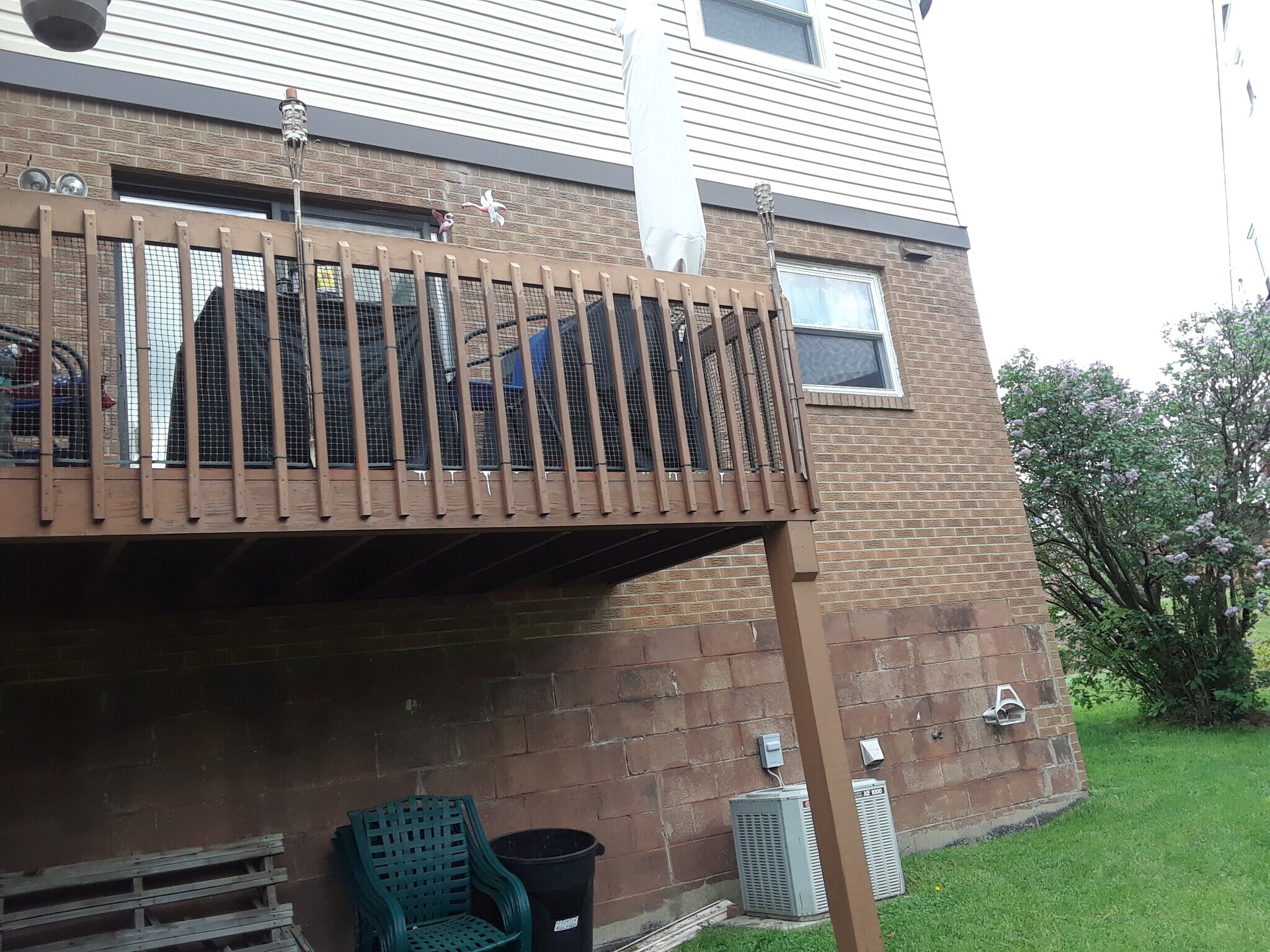 Private deck - 335 Ridgewood Ave