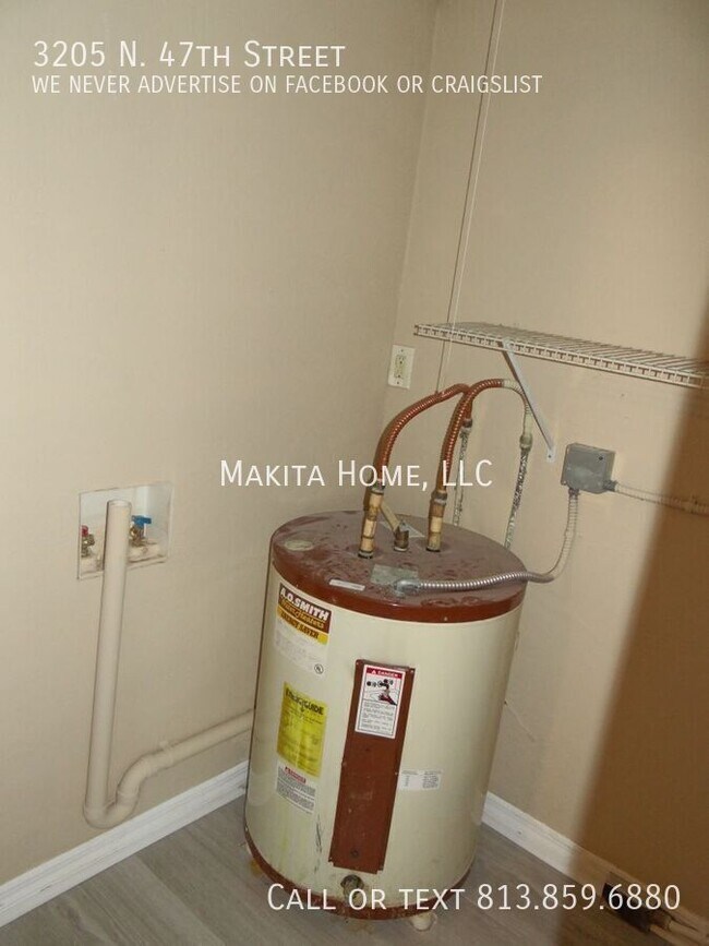 Building Photo - 3205 N 47th St